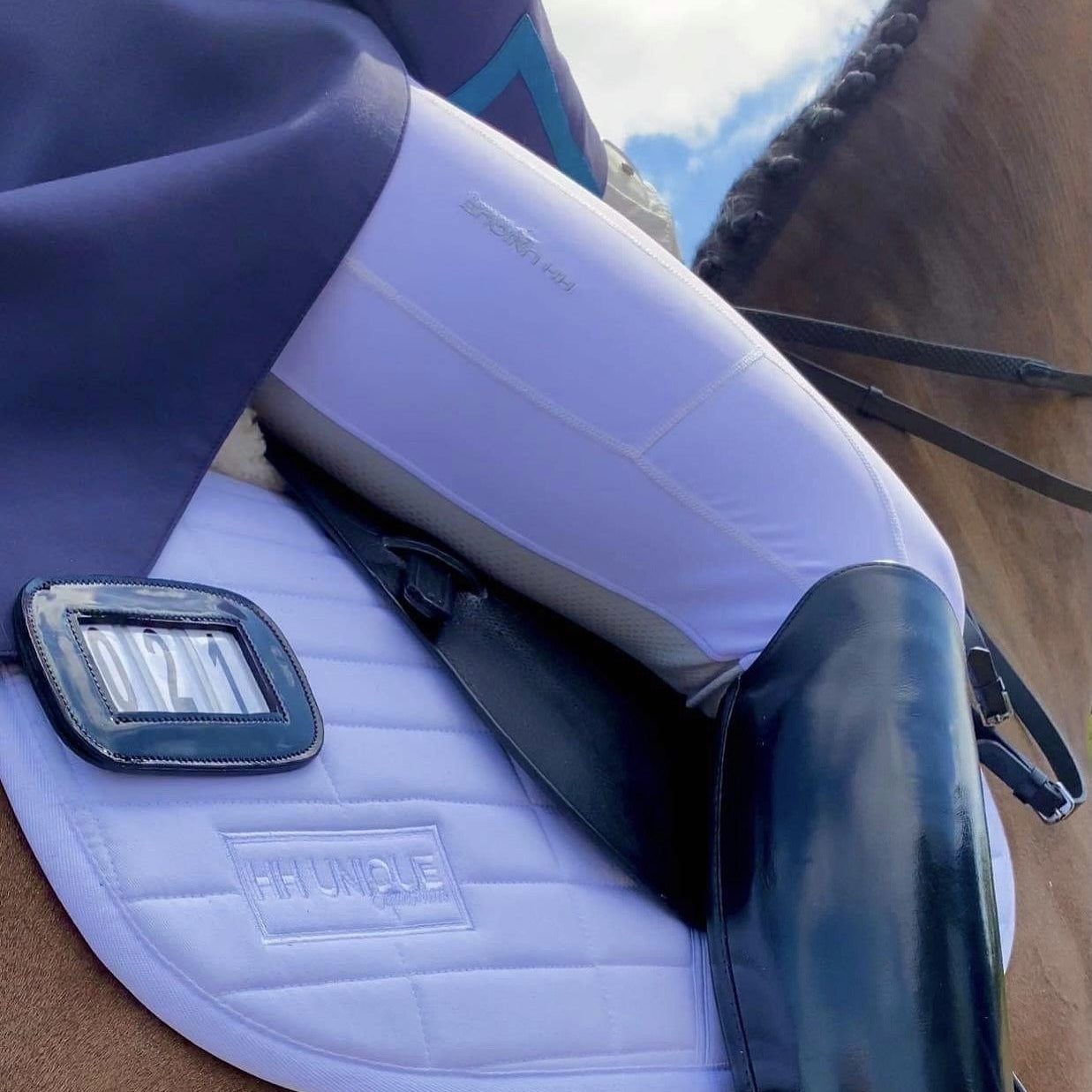 Saddle Pad Dressage Badge & Numbers - Horzehoods5060521425688